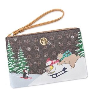 Giani Bernini Sledding Wristlet
